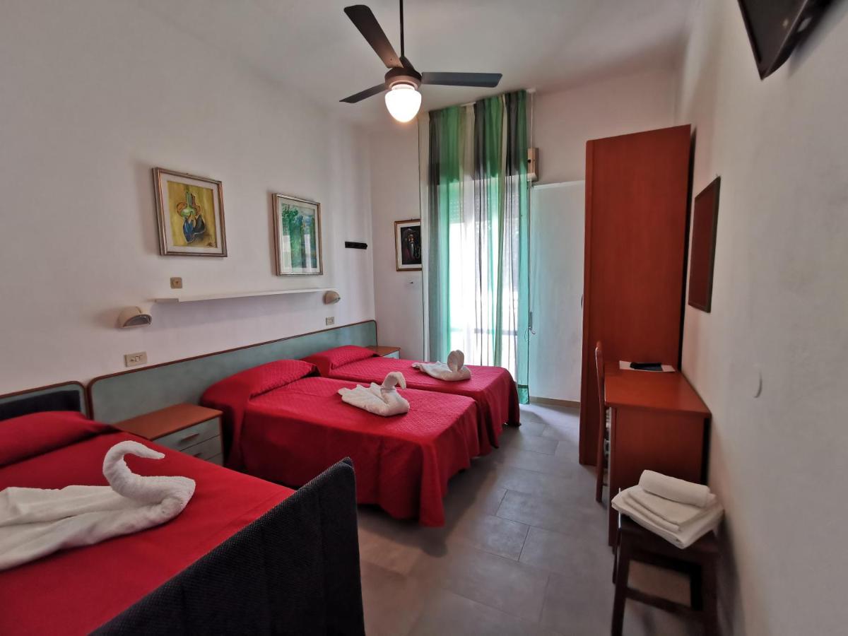 Hotel Vistamare Viserba Rimini Buitenkant foto
