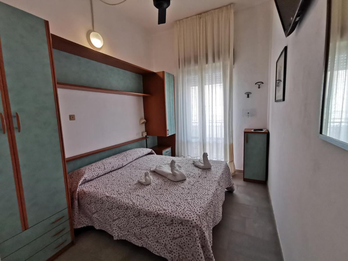 Hotel Vistamare Viserba Rimini Buitenkant foto