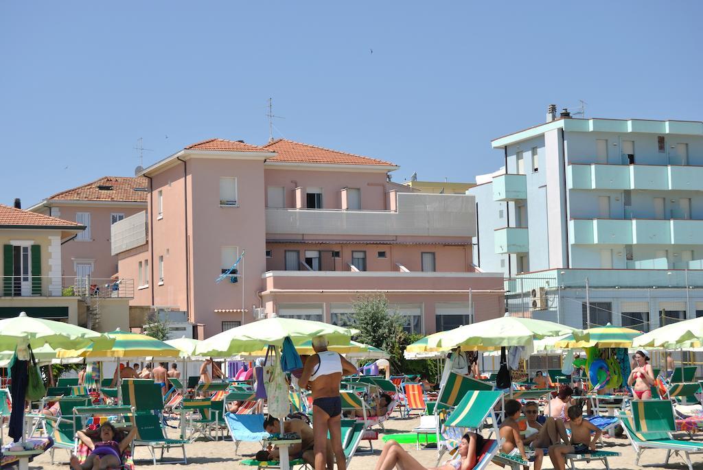Hotel Vistamare Viserba Rimini Buitenkant foto