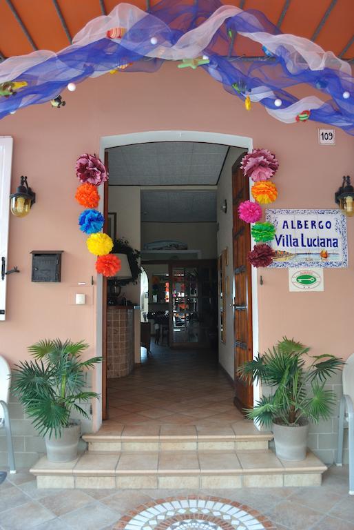 Hotel Vistamare Viserba Rimini Buitenkant foto