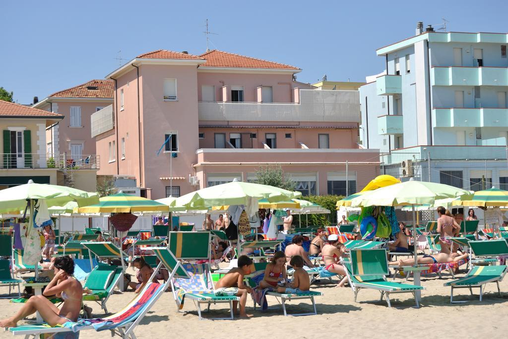 Hotel Vistamare Viserba Rimini Buitenkant foto